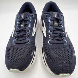 Brooks Women’s Ghost 15 Sneakers Size 8.5 B Peacoat White Running Shoes Navy